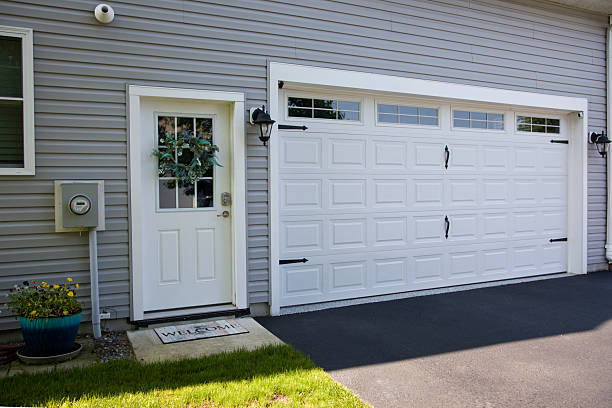24/7 Emergency Garage Door Panel Replacement experts in Marshall County County, OK